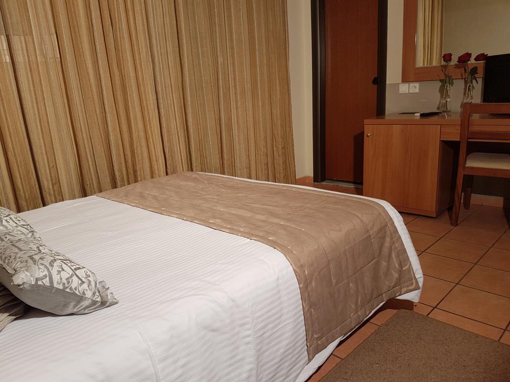 Glaros Hotel Piraeus Ngoại thất bức ảnh